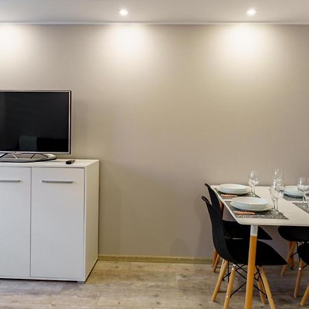 ギジツコApartament III Przy Ekomarinieアパートメント エクステリア 写真