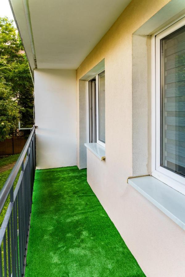 ギジツコApartament III Przy Ekomarinieアパートメント エクステリア 写真